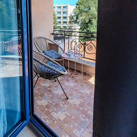 Bella Mare Boutique *