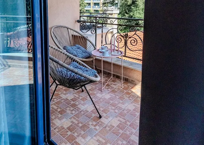 Bella Mare Boutique *